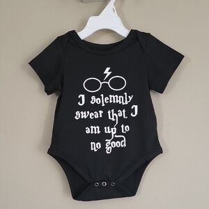 Black short sleeve onesie/bodysuit